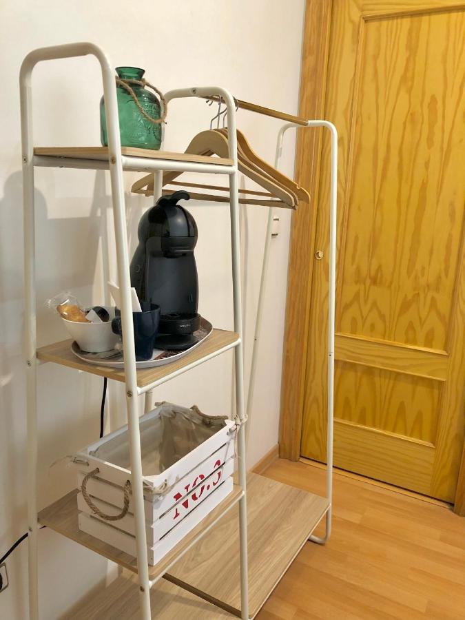 Hostal Escartin Сабиньяниго Экстерьер фото