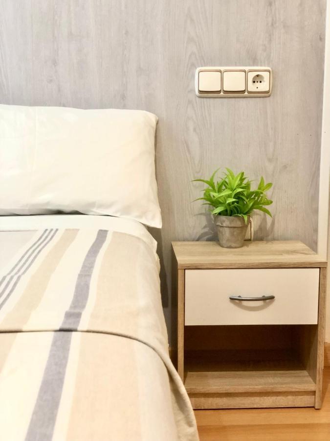 Hostal Escartin Сабиньяниго Экстерьер фото